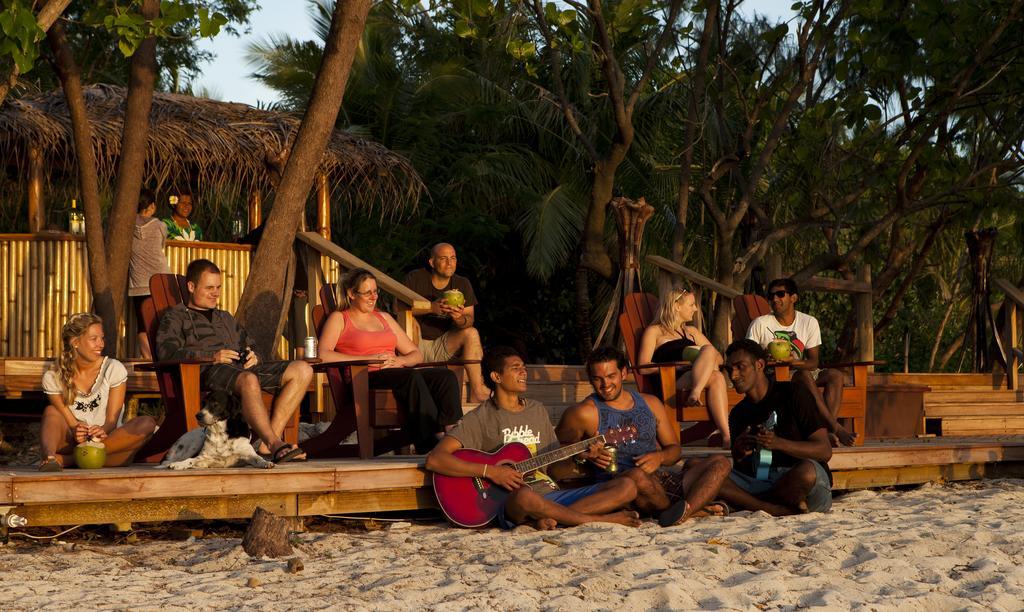 Barefoot Manta Island Resort Drawaqa Island Eksteriør billede